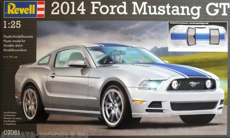 07061 Автомобиль 2013 Mustang GT Revell
