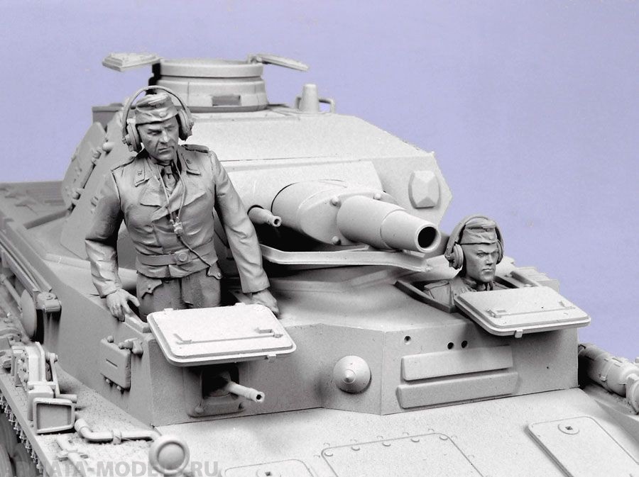 Т-35081 Немецкие танкисты (водитель и радист) (для Pz-IV) (лето 1939-44 гг) (2) Tank