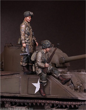 3606SOGA U.S. Army Airborne and sergeant on Sherman.